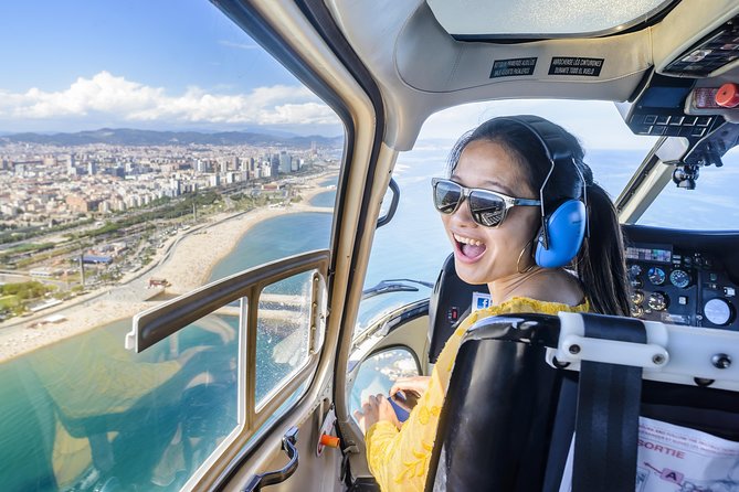 Barcelona Helicopter, Sailboat & Old Town Private Walking Tour - Passeig de Gràcia Modernism: Casa Batlló and La Pedrera Without the Museum Rush