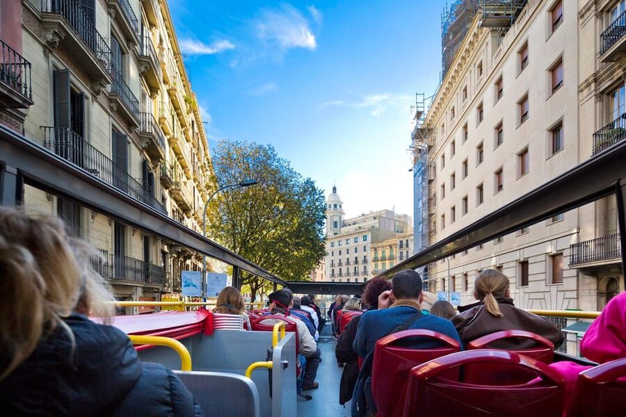 Barcelona: Hop-On Hop-Off Bus with Sailing Cruise - The 1-Hour Catamaran Cruise from Port Vell to Port Olímpic