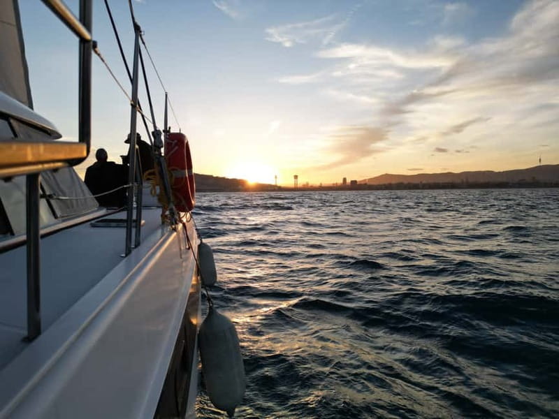 Barcelona: Luxury Catamaran Sunset Cruise - Drinks, snacks, and onboard comfort: what’s included vs what you’ll buy
