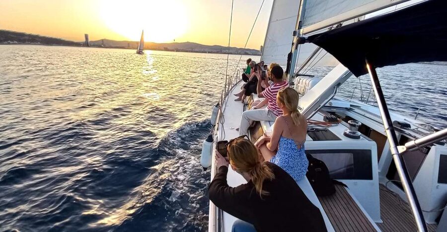 Barcelona: Luxury Private Sunset Yacht Cruise - Drinks, snacks, and the little comforts that make it feel luxury