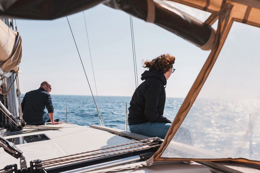 Barcelona: Midday or Sunset Sailing with Open Bar and Snacks - What the Crew Does (and Why It Changes the Whole Trip)