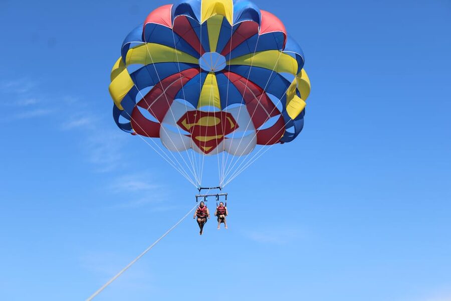 Barcelona: Parasailing with 360º Panoramic Skyline Views - Group size: flying with up to four people at once