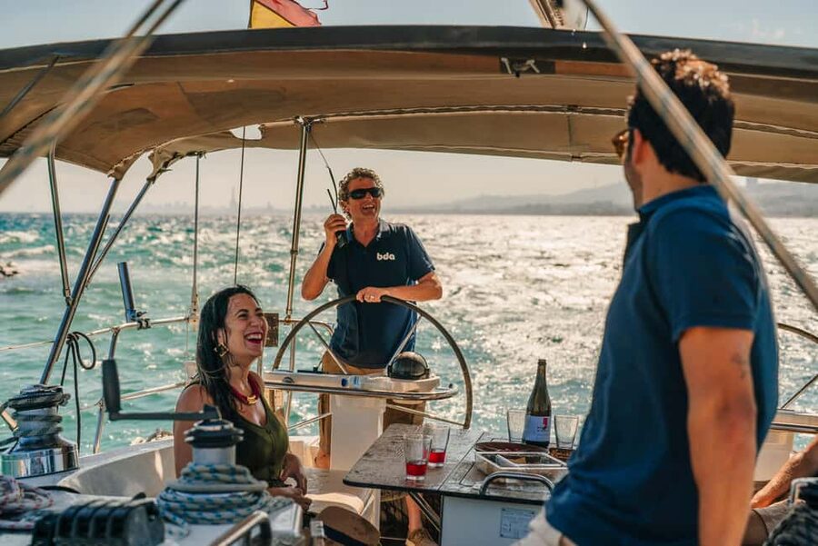 Barcelona: Sailing Cruise & Vineyard Tour with Wine Tasting - The 4 organic wine tasting: how to make the flight count