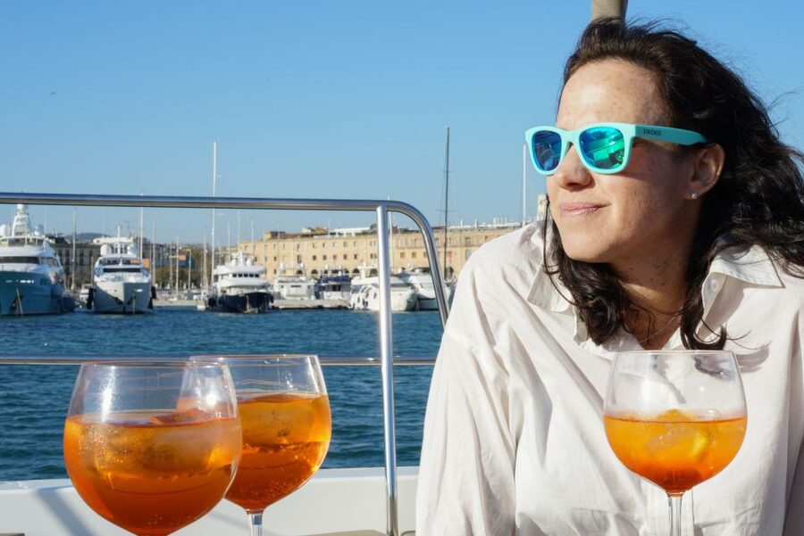 Barcelona: Sailing Tour with Vermouth and Drinks - Frozen Vermouth, Snacks, and the Art of Not Rushing