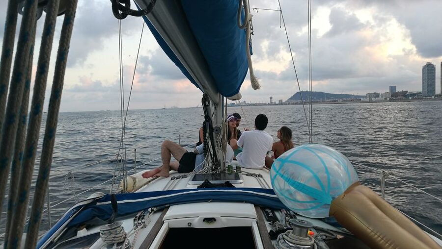 Barcelona: Sailing Trip with Drinks and Snacks - Quick takeaways before you go