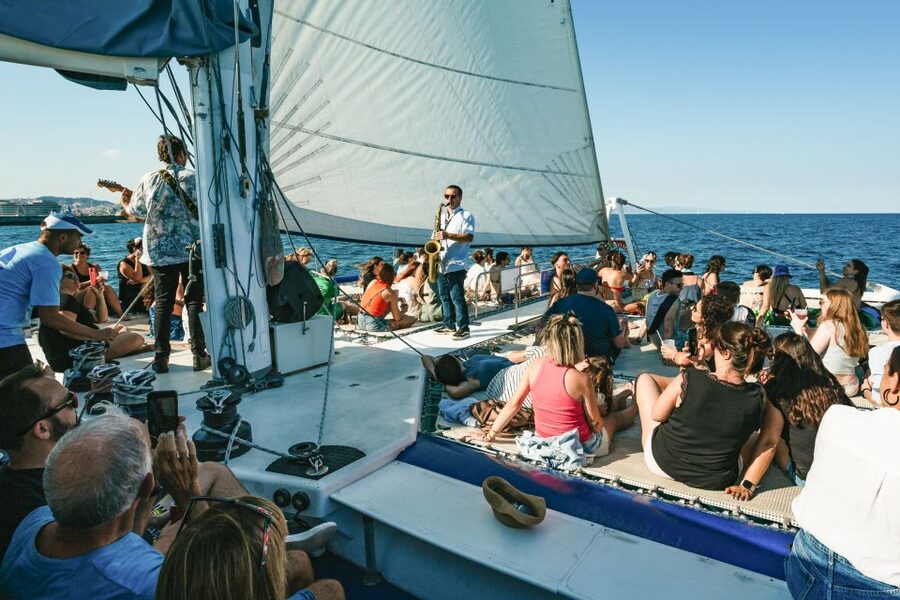 Barcelona: Sunset Catamaran Cruise with Live Music - Who This Cruise Fits Best (and Who Might Want a Quieter Night)