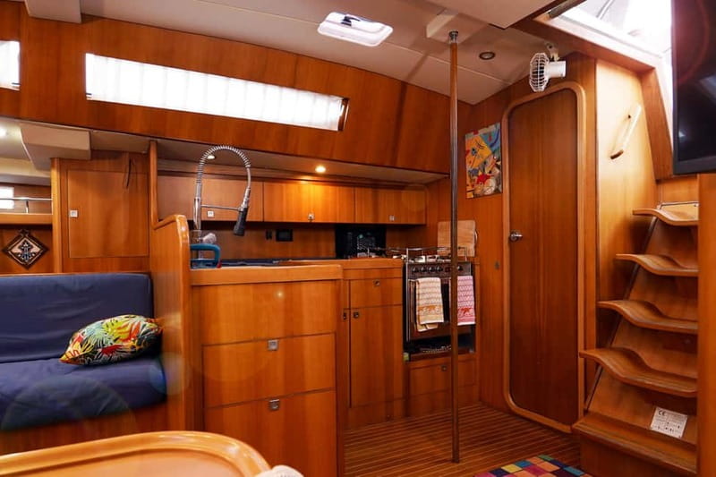 Barcelona: Sunset or Afternoon Yacht Cruise with Drinks - Open Bar That Actually Stays Open (Cava, Beer, Soft Drinks)