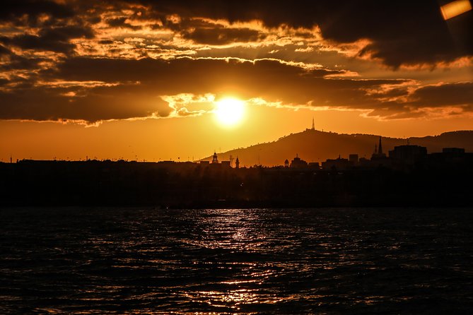 Barcelona Unique Sunset Sailing Experience with Tapas & Open Bar - Live Music Upgrade: Sax or Guitar Adds the Right Atmosphere