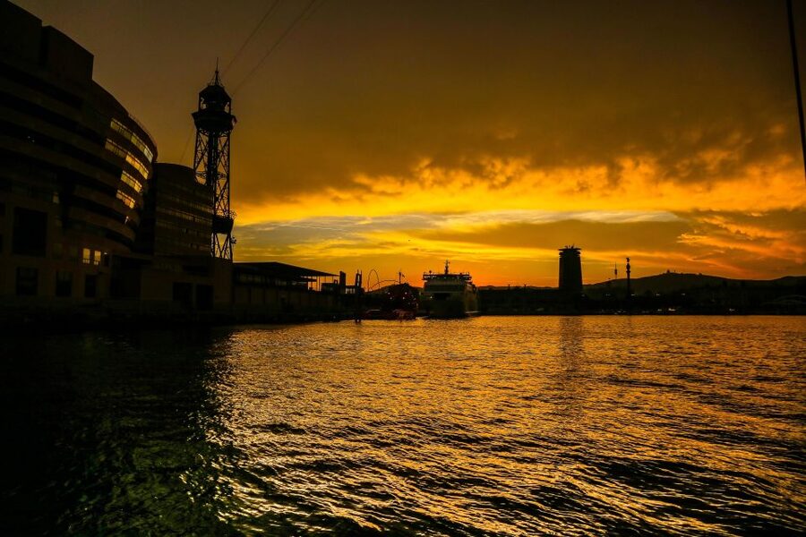 Barcelona: Unique Sunset Sailing Tour with Tapas & Open Bar - The crew and language support: Louigi, Cristobal, and smooth communication