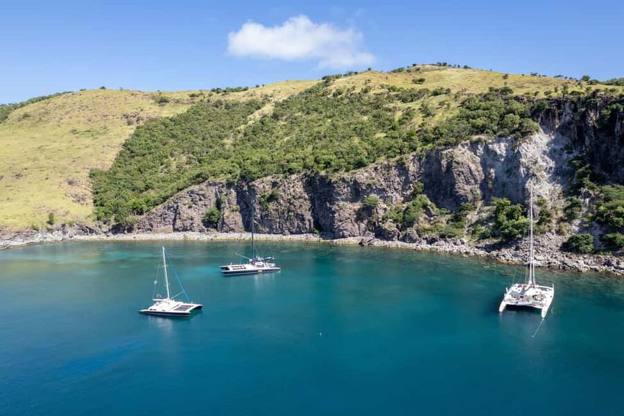 Basseterre: St Kitts 4-hour Catamaran Snorkel Cruise & Lunch - Port Zante Marina: getting on board without stress