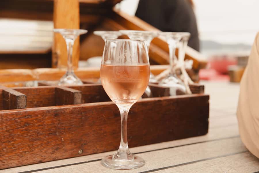 Bay of Islands: Late Afternoon Sailing Cruise - The shared antipasto platter and the cash bar choice