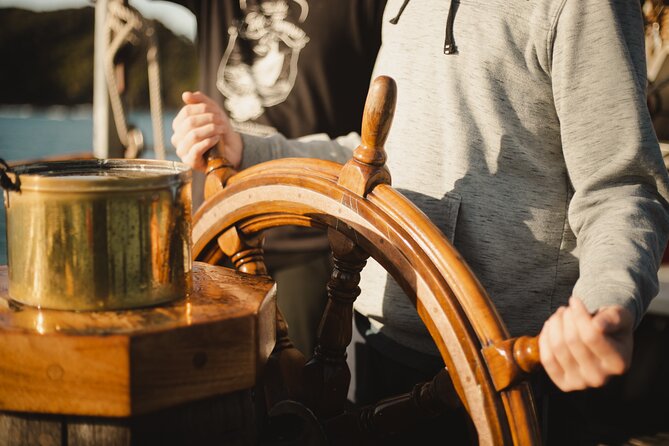Bay of Islands Tall Ship Sundowner Sailing - From Russell to the inner Bay of Islands: how the afternoon unfolds