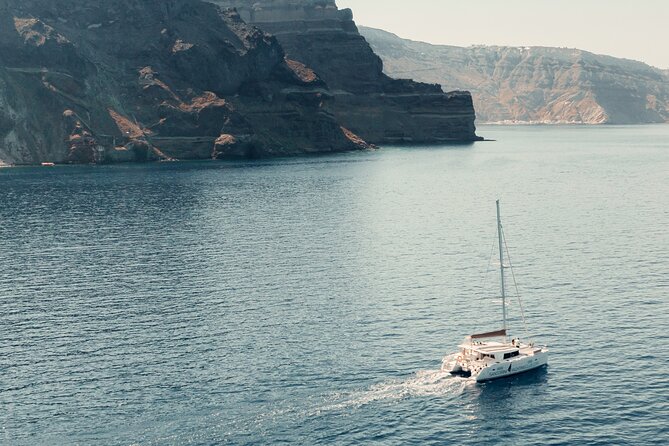 Beautiful Day Catamaran Caldera Cruise incl. Meal & Drinks - Food and Drinks on Board: Why the BBQ and Open Bar Feel Like Part of the Tour