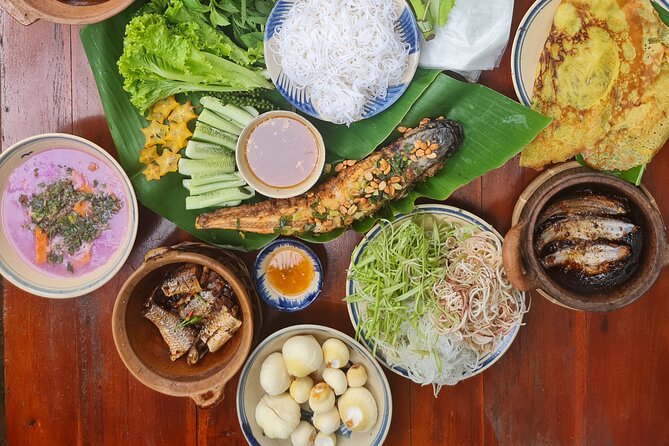 Ben Tre Mekong Zig Zag: Scooter, Sailboat, and Food (Full day) - The guide matters: Chi, and why this tour feels personal
