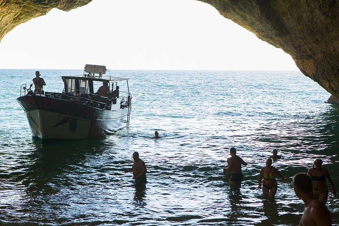 Benagil Cave Boat Tour - Catamarans or Rib - 2 H From Portimão - Dolphins and reality: how far out you go matters