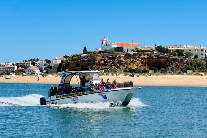 Benagil Cave Boat Tour - Catamarans or Rib - 2 H From Portimão - Dock day at Clube Naval de Portimão: smooth vs chaos