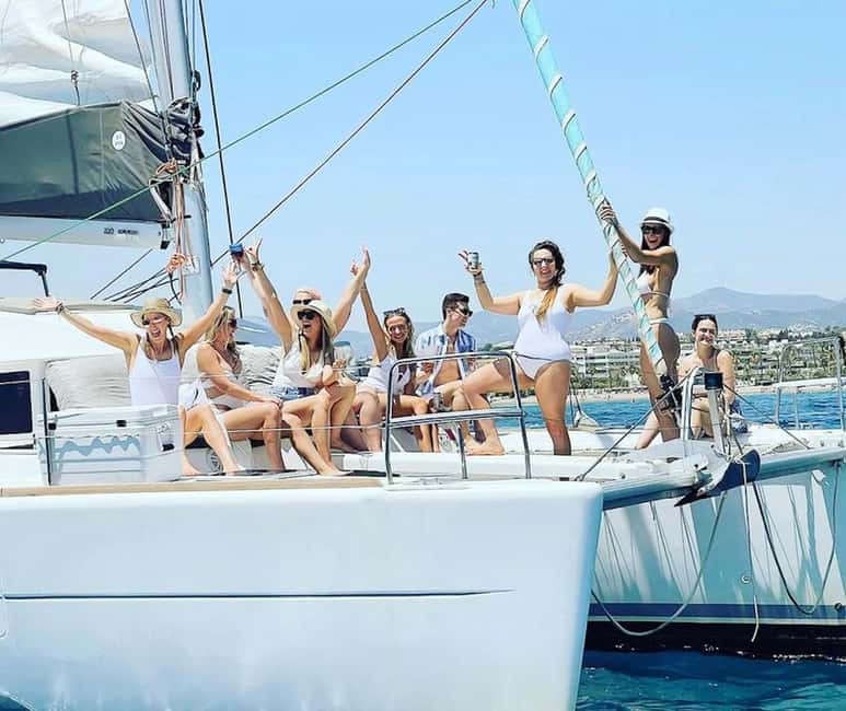 Benalmádena: Sailing & Dolphin Watching with Snacks/Drinks - Shared vs Private Catamaran: Picking the Right Dolphin Mood