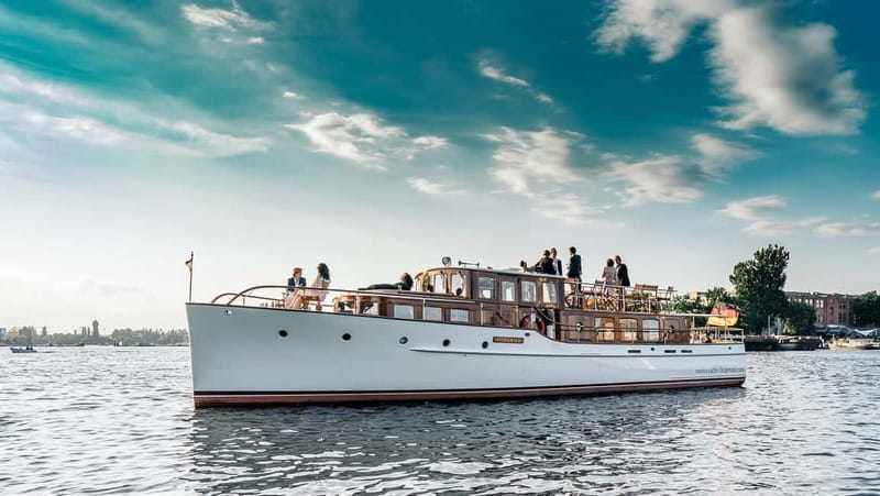 Berlin: Boat Sightseeing Tour on Electric Motor Yacht - Quick takeaways (what matters most)