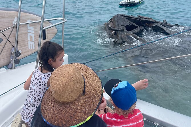 Bermuda Private Catamaran:Snorkeling, Shipwrecks & Cliff Jumping - Your 3-hour plan: sailing between caves, shipwrecks, and swimming stops
