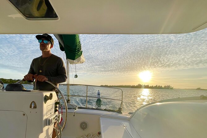 Bermuda Private Catamaran:Snorkeling, Shipwrecks & Cliff Jumping - Price and value: $1,098 per group for real private time