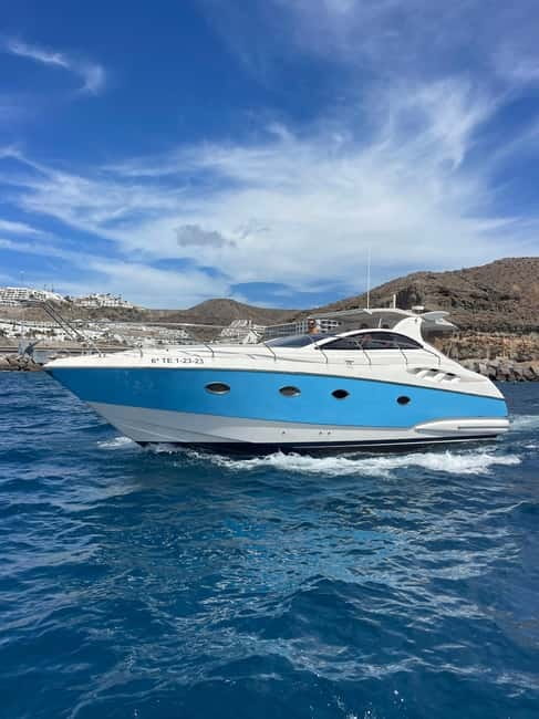Best Private Yacht in Gran Canaria - On board Nirvana Dreams: drinks, snacks, and space to move