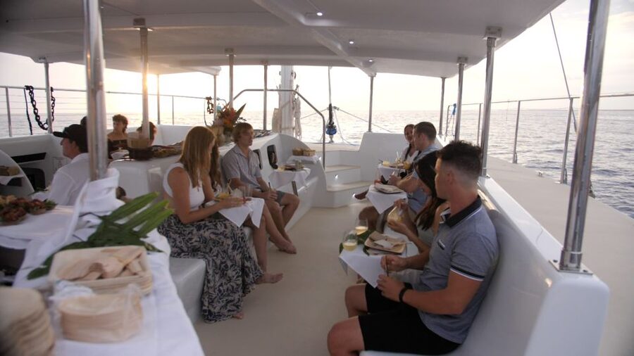 Big Island: Morning Snorkel Sail to Captain Cook's Monument - Key things that make this snorkel sail worth your morning