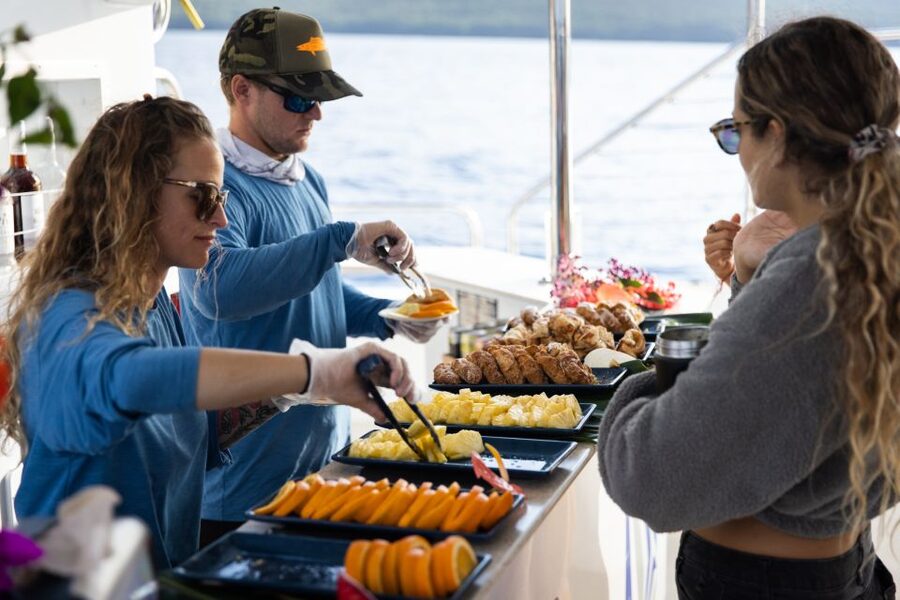 Big Island: Morning Snorkel Sail to Captain Cook's Monument - Setting sail from Keauhou Bay on the Hoku Nui at 8:30