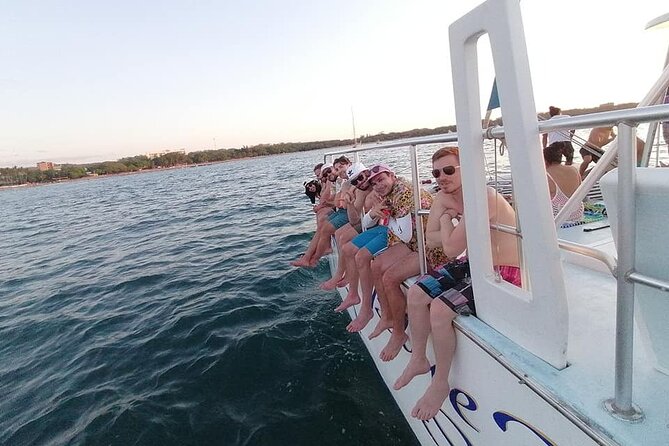 Blue Dolphin Catamaran Snorkeling Sunset Cruise from Tamarindo - The Sunset Moment: Why the End of the Cruise Matters