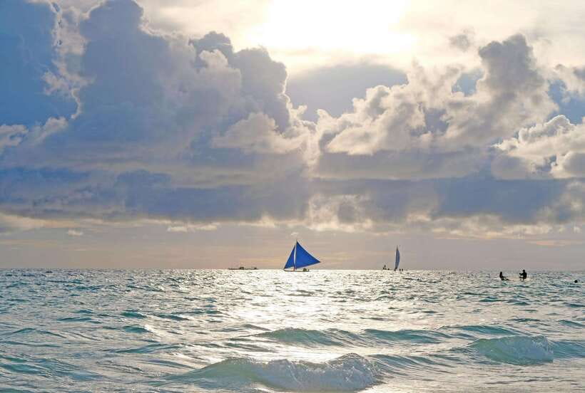 Boracay: Sunset Paraw Sailing Trip - Paraw 101: Riding a Traditional Bamboo Double-Outrigger in Boracay