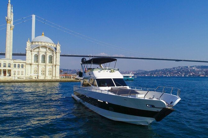 Bosphorus Night Cruise on the Luxury Yacht - Rumeli Hisarı (Rumeli Fortress): built fast, defended harder