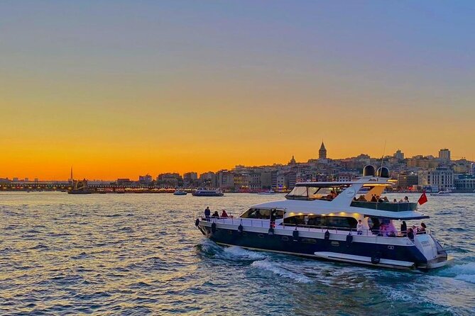 Bosphorus Sunset: An Enchanting Yacht Cruise in Istanbul - Sunset timing: how the photo moments work in real life