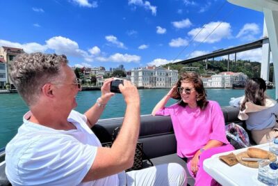 Bosphorus Yacht Cruise Experience: Visit the Asian Side - How the Bosphorus Views Line Up: Bridges, Palaces, and Fortresses