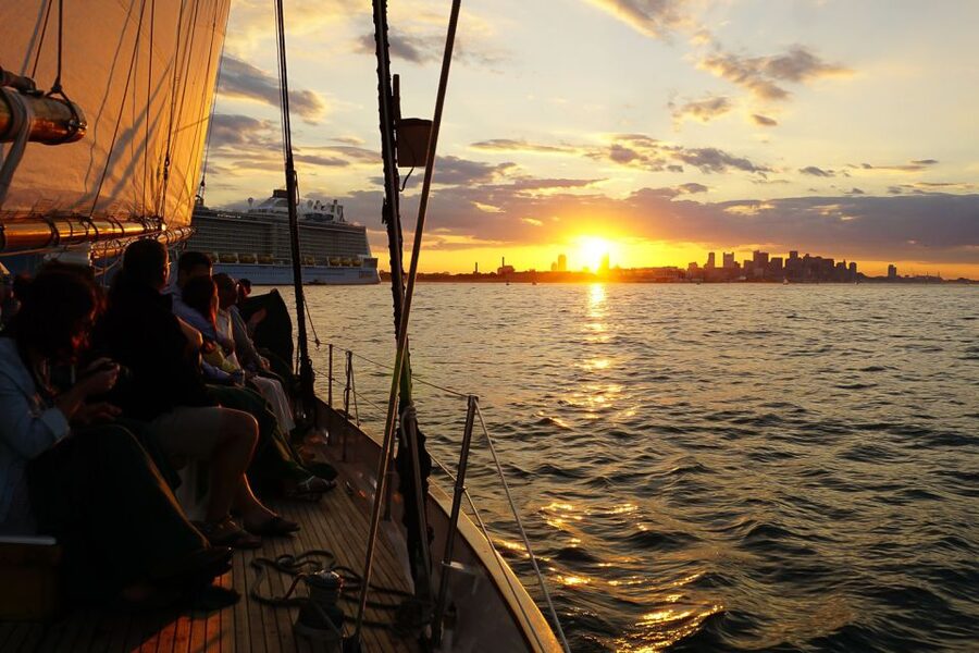 Boston: Harbor Champagne Sunset Sail from Rowes Wharf - Who should book this Boston sunset sail