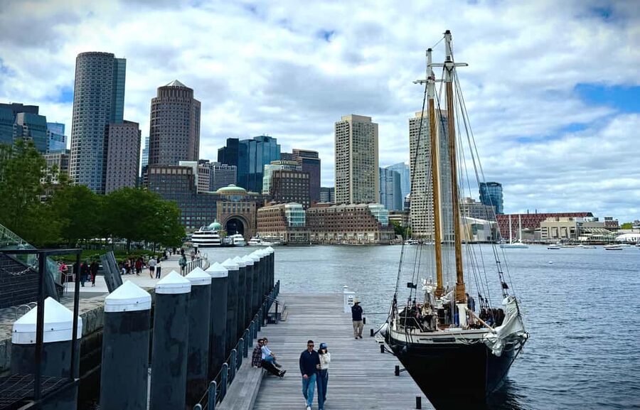 Boston: Tall Ship Harbor Sail - Drinks on board: Boston beer, wine, and the 21+ rule
