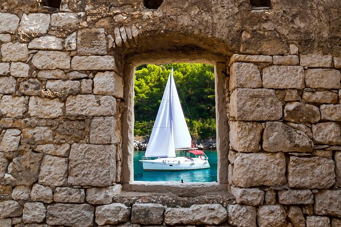 Brac Island One-Day Trip with the Sailboat Nana - Private Tour - Who this Brac one-day sail fits best