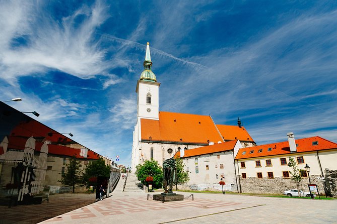 Bratislava Day Trip from Vienna With Catamaran Cruise on Danube - The Return by Danube Catamaran: Where to Be for Twin City Liner