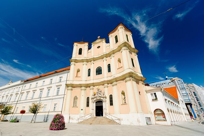 Bratislava Day Trip from Vienna With Catamaran Cruise on Danube - Price and Logistics: Is $115.62 Good Value?