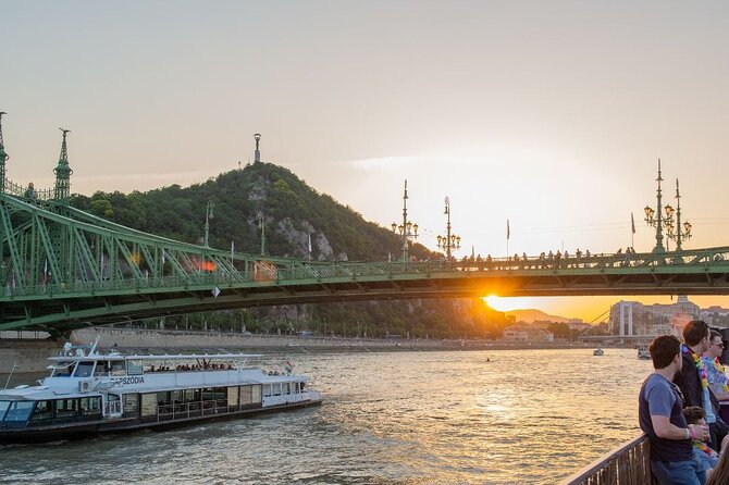 Budapest Sip and Sail Danube Cruise with Unlimited Prosecco - Unlimited Prosecco: Great Value, but Know the Bar Reality