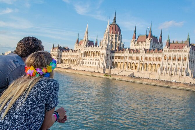 Budapest Sip and Sail Danube Cruise with Unlimited Prosecco - Comfort in Any Weather: Indoor vs Outdoor Seating