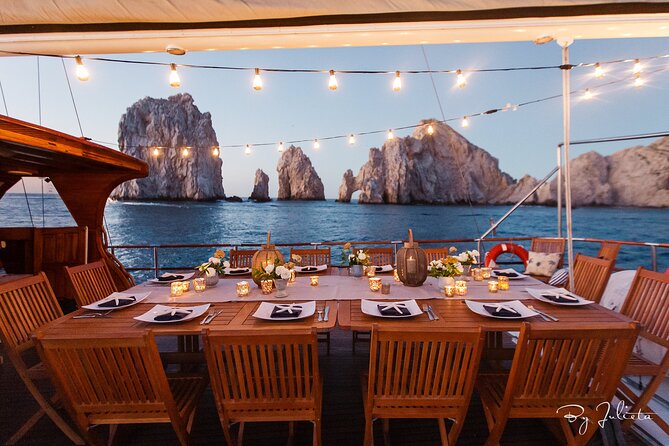 Cabo San Lucas Luxury Sailing Yacht and Dinner with a Chef - Price and Value: Counting the Yacht, Dinner, and Drinks