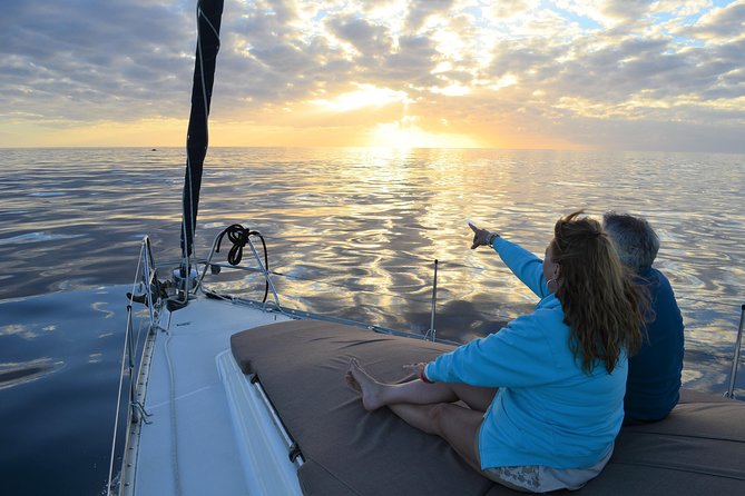 Cabo San Lucas Sunset Sailing Shared Cruise - The real timeline: a focused 2-hour sail with built-in photo moments