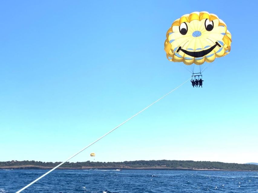 Cala Bona: Parasailing Experience - Timing on the water: a 1-hour outing with a short flight payoff