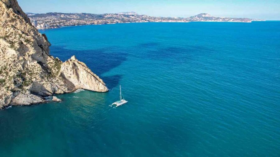 Calpe: Sailing Catamaran with Lunch - Calpe coast time: why a catamaran + lunch works so well