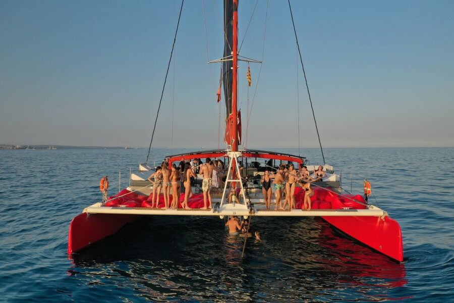 Cambrils: Catamaran Cruise with Drinks and BBQ Lunch Option - BBQ lunch option: what you’re really paying for