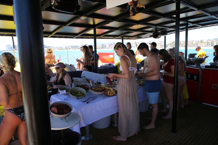 Cambrils: Catamaran Cruise with Drinks and BBQ Lunch Option - Price and value: is $35 really fair?