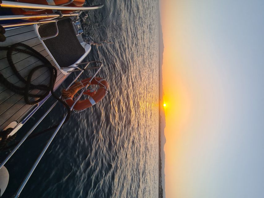 Cambrils: Costa Dorada Sunset Catamaran Cruise with Drinks - The 2-Hour Flow: Sail Out, Chill, Swim, Return