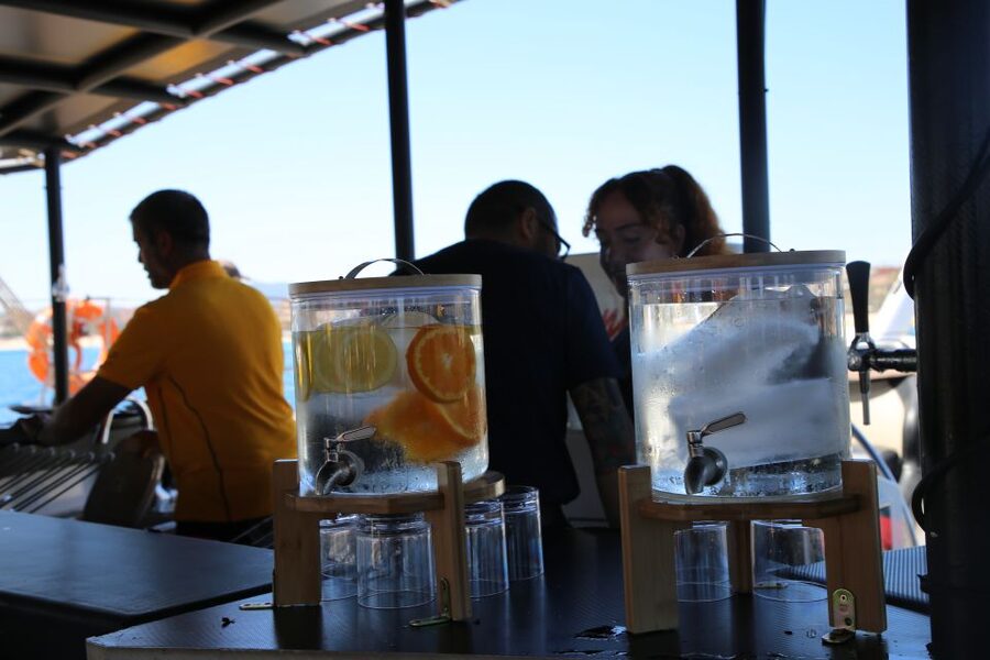 Cambrils: Sunset Catamaran Cruise with Drinks - Where the Sunset Shines: Mountains, Horizon Lines, and Coastal Framing