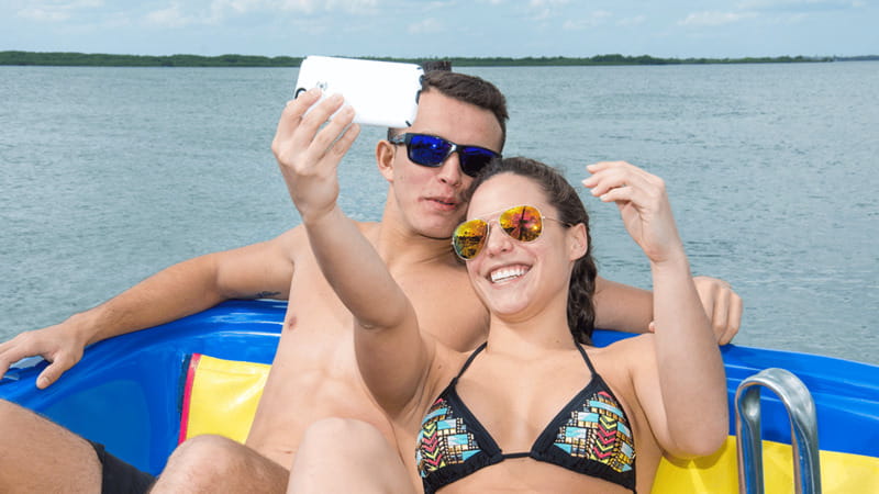 Cancún: Skyrider Parasailing Experience - Safety and restrictions: who should pass on parasailing here