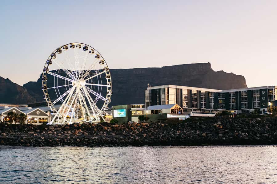 Cape Town: Sunset Catamaran Cruise on Table Bay with Bubbles - Price and Value: Is $40 Worth It?
