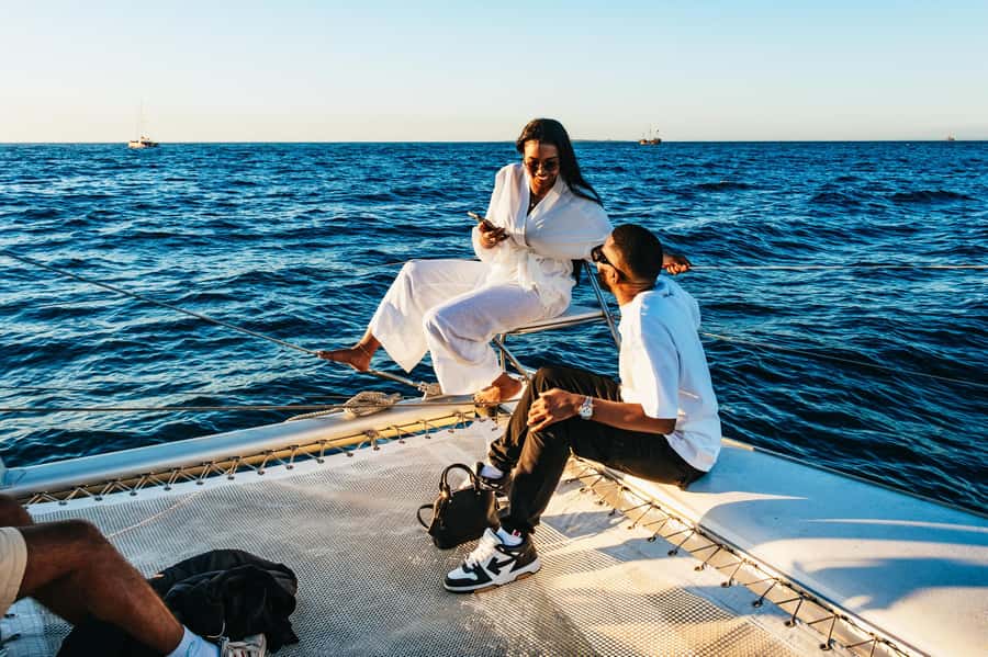 Cape Town: Sunset Catamaran Cruise on Table Bay with Bubbles - Should You Book This Table Bay Sunset Catamaran With Bubbles?
